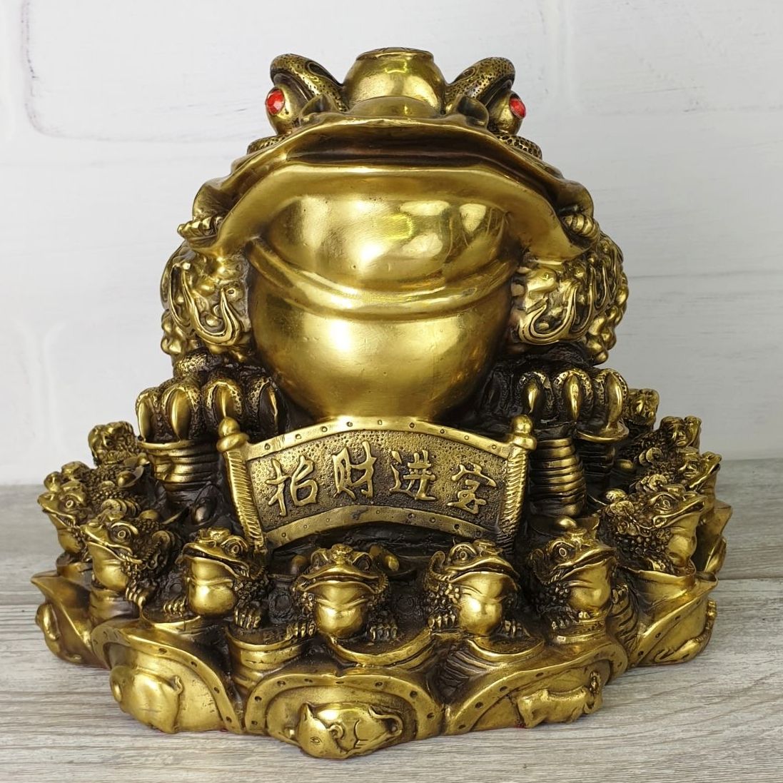 Трёхлапая жаба из бронзы купить в интернет магазине